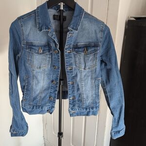 Classic Blue Women's Jean Jacket
